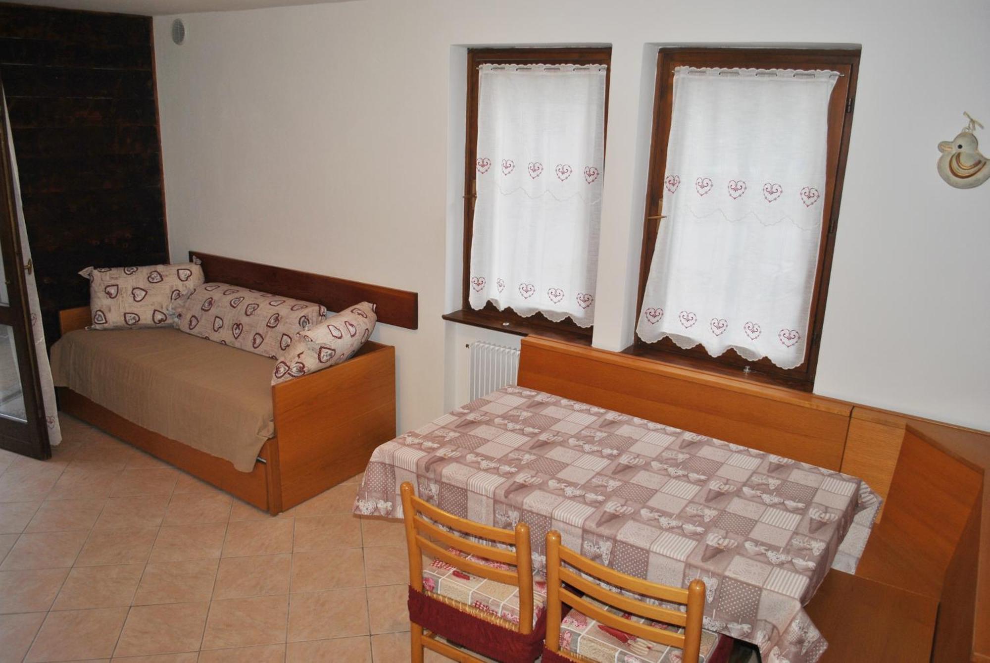 La Pineta - Appartamenti In Villetta Pinzolo Exterior foto
